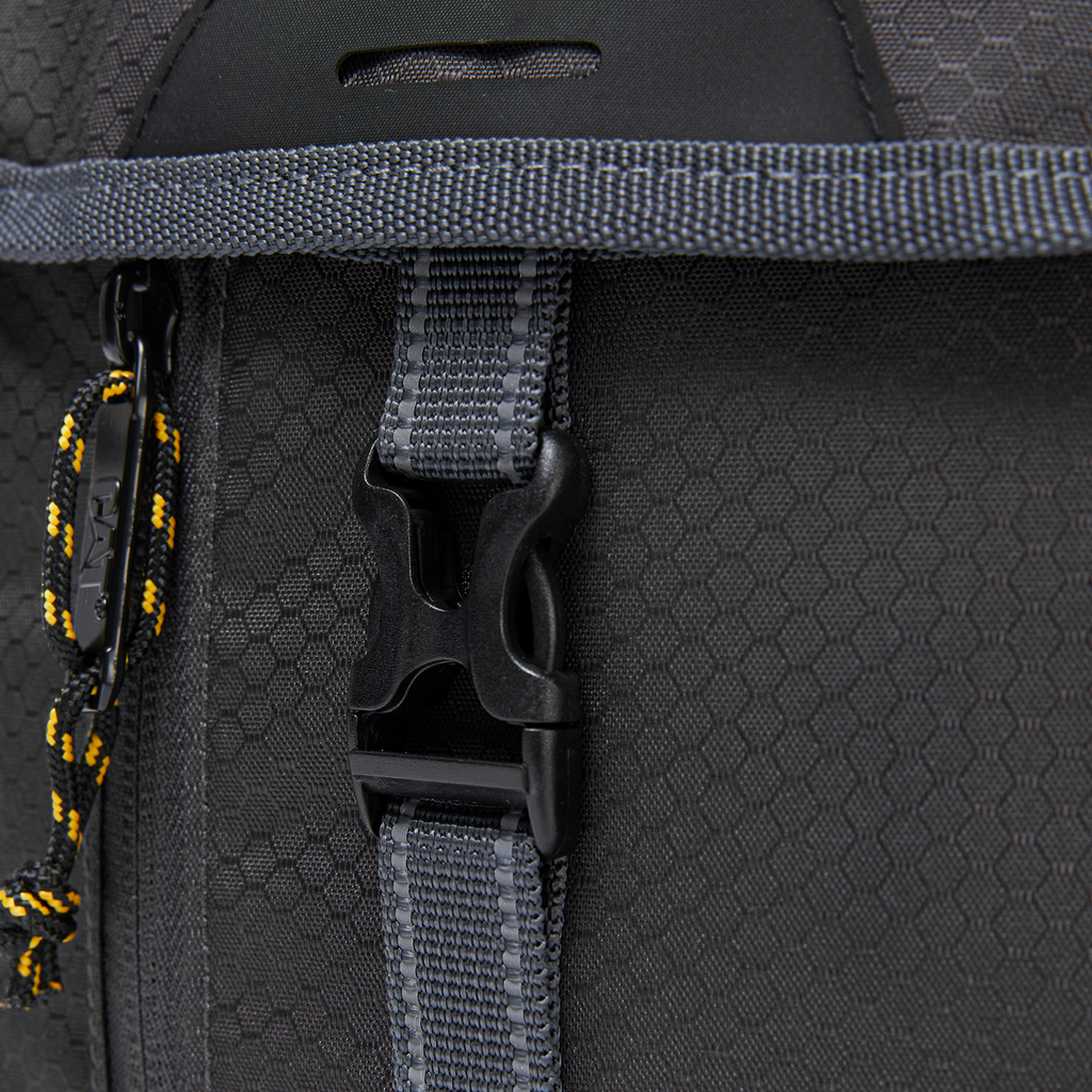 Bolso Kilimanjaro Utility para hombre color gris