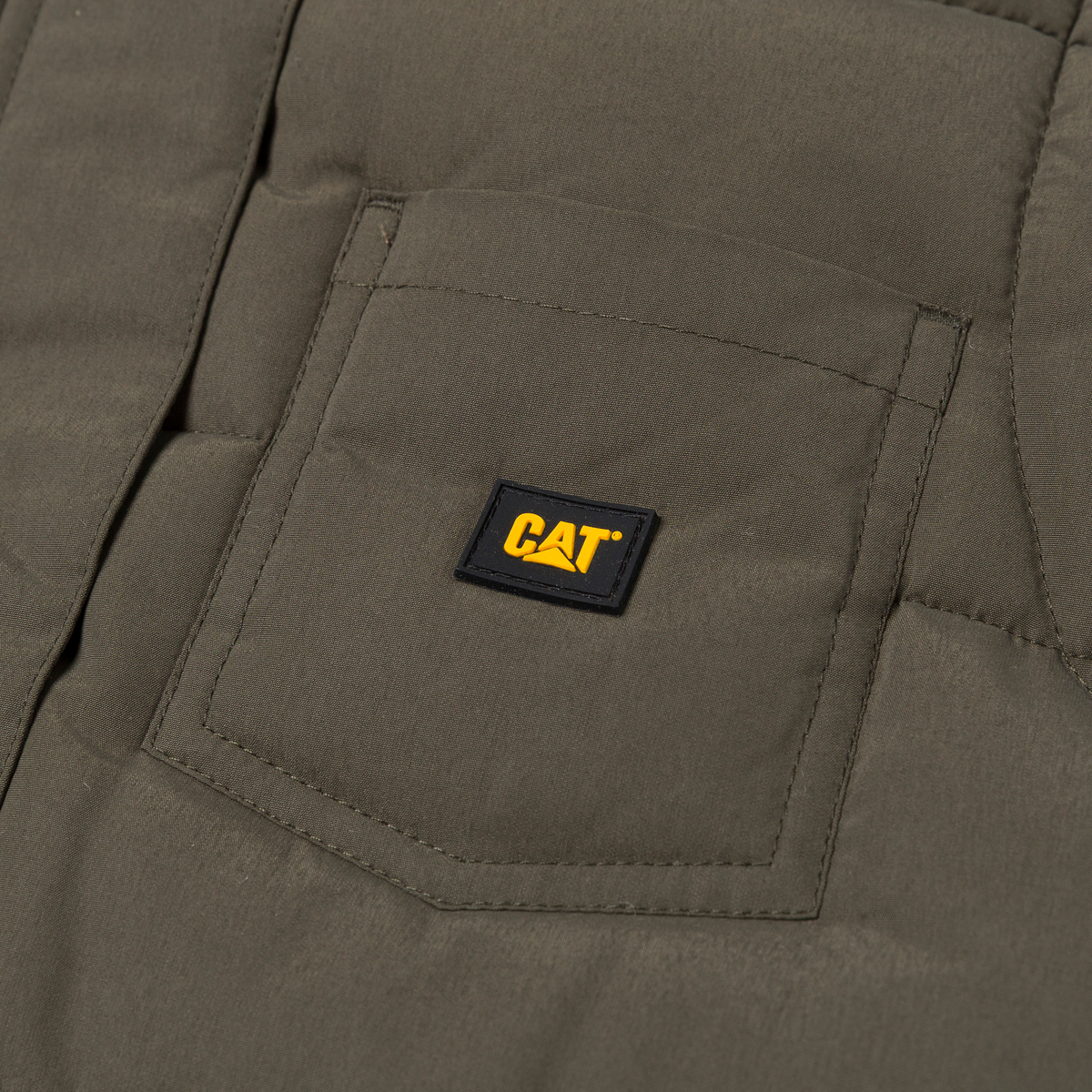 Chaleco Caterpillar para mujer color olivo